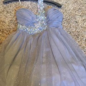 Cute homecoming dress. One strap very sparkly